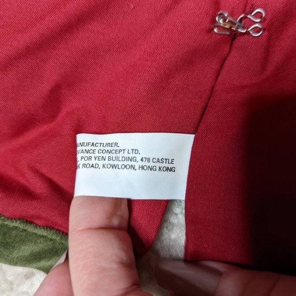 Red & Green Christmas Tree Skirt - Picture 14 of 14